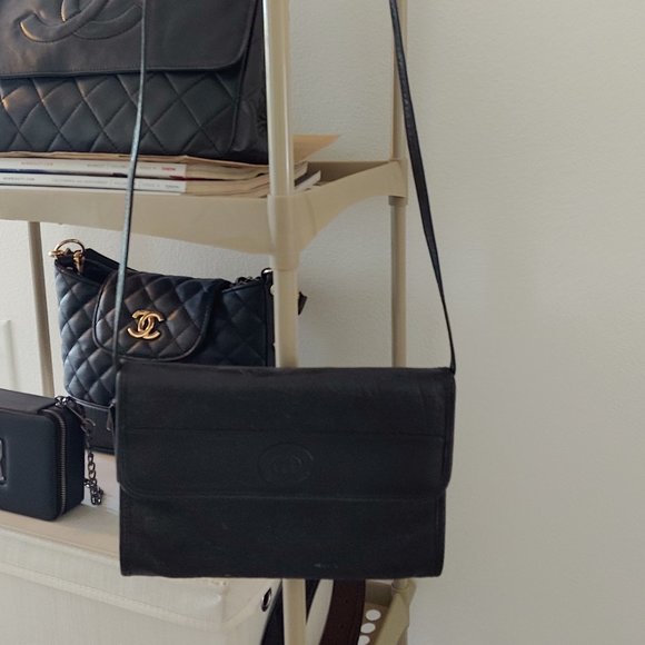 GUCCI Small Crossbody Convertible Clutch Black - Picture 4 of 14